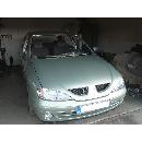 Oprava havarované střechy, výměna plata – Megane r.v. 2000