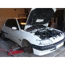 Výměna předních brzdových kotoučů a destiček - Peugeot 306 